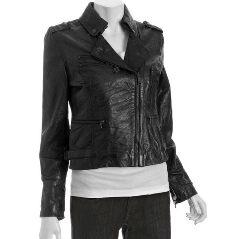 SALE!✨LEATHER✨Levi's Supple Crinkled Moto Jacket